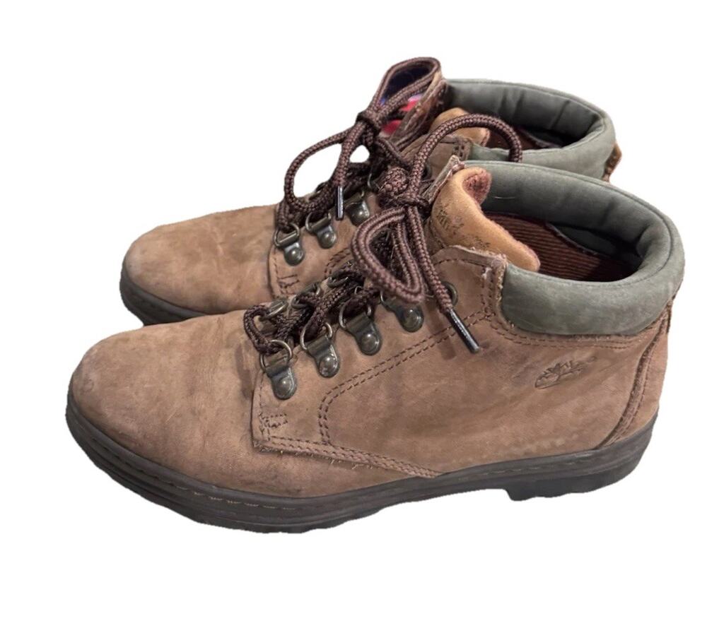 Vintage 90s Timberland Hiking Boots • Women's 6 • Brown Leather